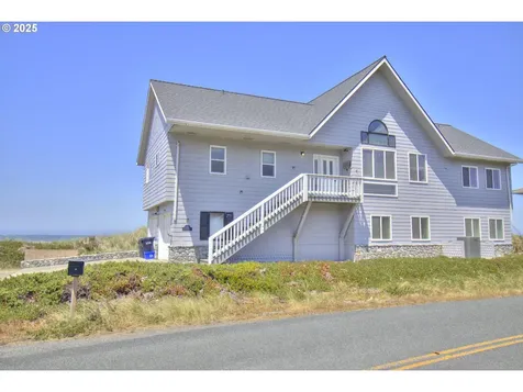 93830 Low Tide Drive Gold Beach OR 97444