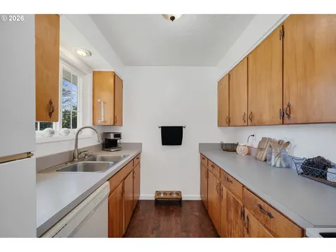 3195 Fitzpatrick Road Tillamook OR 97141