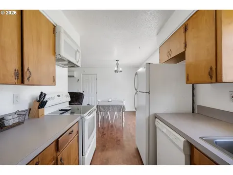 3195 Fitzpatrick Road Tillamook OR 97141