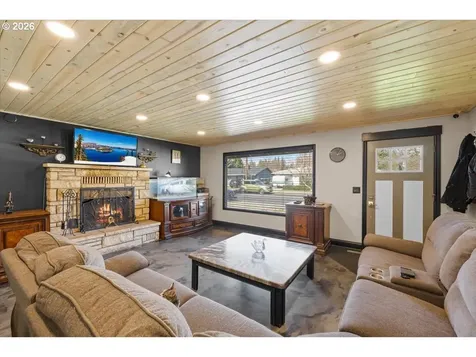 1408 Siskiyou Boulevard Medford OR 97504