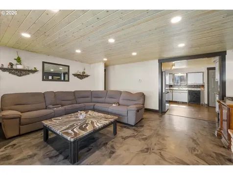 1408 Siskiyou Boulevard Medford OR 97504