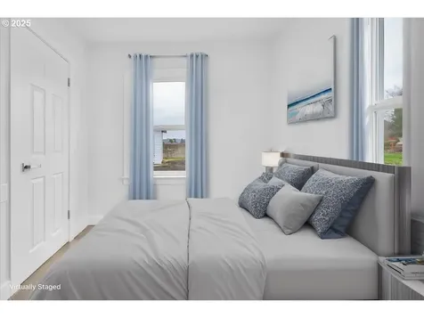3507 Oak Street Longview WA 98632