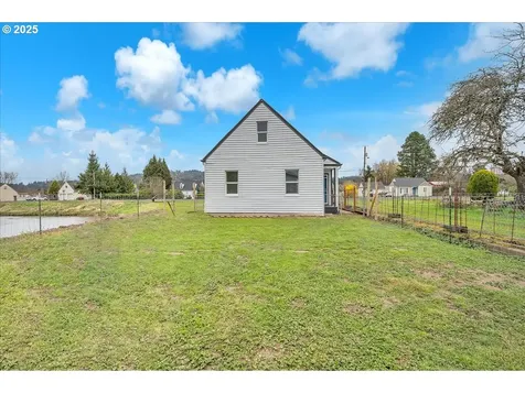 3507 Oak Street Longview WA 98632
