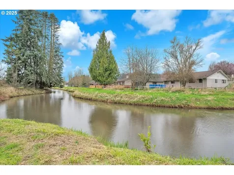 3507 Oak Street Longview WA 98632