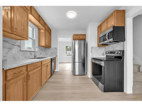 3507 Oak Street Longview WA 98632