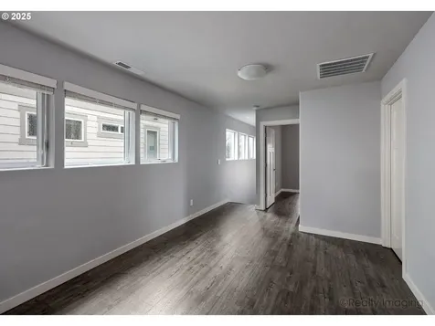3732 SE Centifolia Avenue Hillsboro OR 97123
