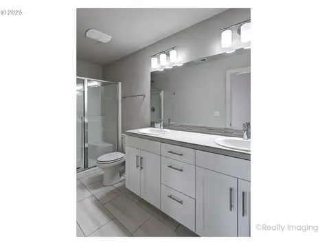 3732 SE Centifolia Avenue Hillsboro OR 97123