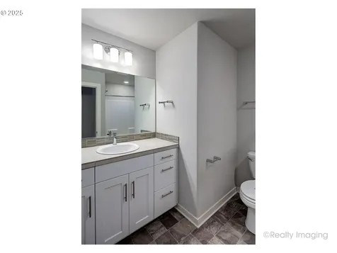 3732 SE Centifolia Avenue Hillsboro OR 97123