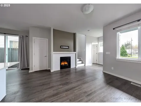 3732 SE Centifolia Avenue Hillsboro OR 97123