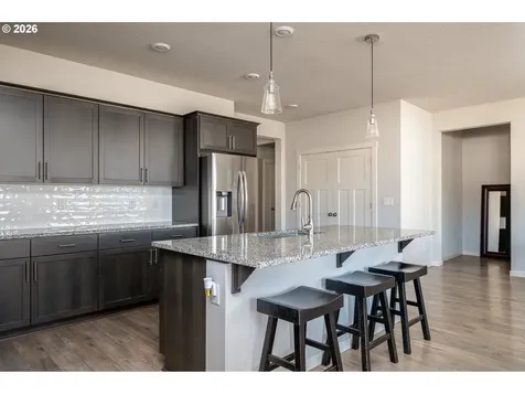 37451 Pink Street Sandy OR 97055