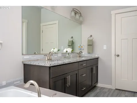 37451 Pink Street Sandy OR 97055