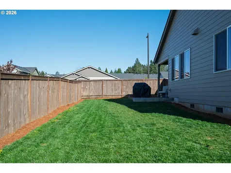 37451 Pink Street Sandy OR 97055