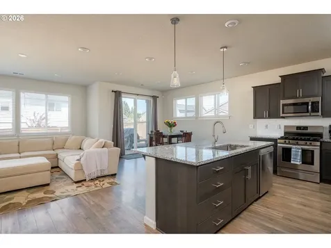 37451 Pink Street Sandy OR 97055
