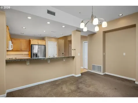 4884 NW Promenade Terrace Portland OR 97229