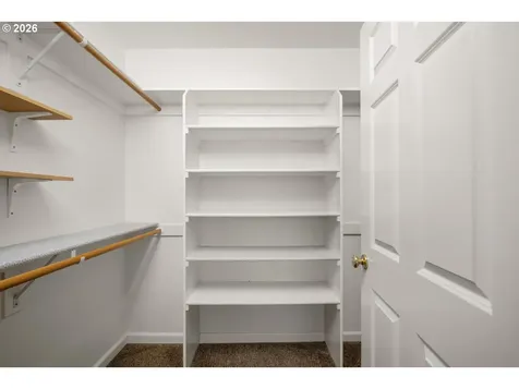 4884 NW Promenade Terrace Portland OR 97229