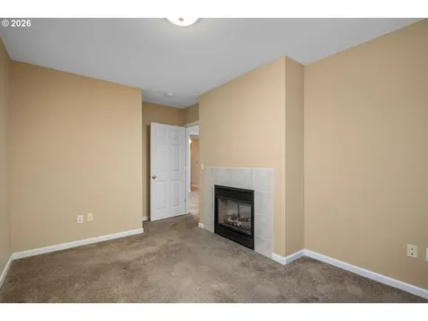 4884 NW Promenade Terrace Portland OR 97229