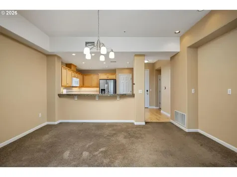 4884 NW Promenade Terrace Portland OR 97229