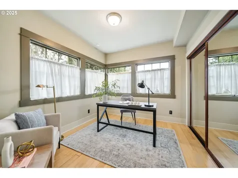 235 NE Jefferson Street Hillsboro OR 97124