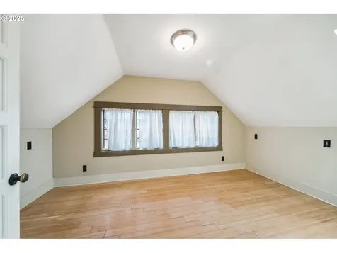 235 NE Jefferson Street Hillsboro OR 97124