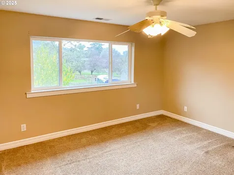 3133 NE Douglas Avenue Roseburg OR 97470