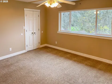 3133 NE Douglas Avenue Roseburg OR 97470
