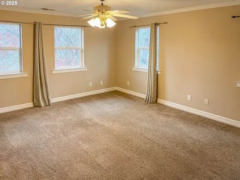 3133 NE Douglas Avenue Roseburg OR 97470