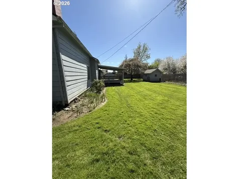 507 S 11th Avenue Cornelius OR 97113