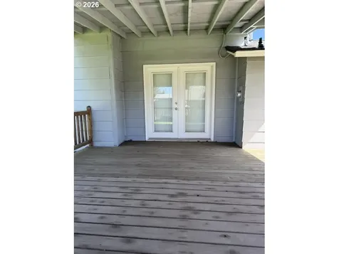 507 S 11th Avenue Cornelius OR 97113