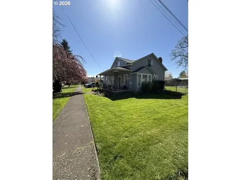 507 S 11th Avenue Cornelius OR 97113