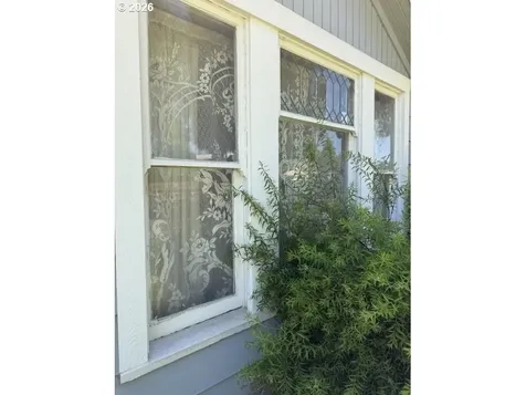 507 S 11th Avenue Cornelius OR 97113