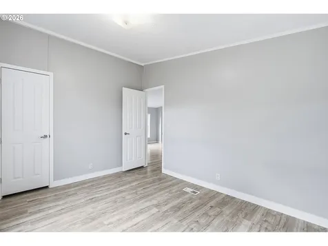 1503 N Hayden Island Drive Portland OR 97217