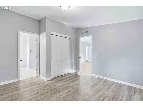 1503 N Hayden Island Drive Portland OR 97217
