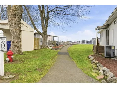 1503 N Hayden Island Drive Portland OR 97217