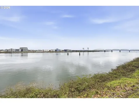 1503 N Hayden Island Drive Portland OR 97217