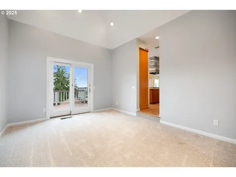 9109 SW 180th Place Beaverton OR 97007