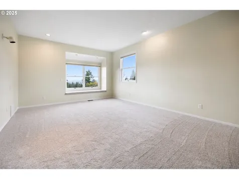9109 SW 180th Place Beaverton OR 97007