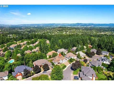 9109 SW 180th Place Beaverton OR 97007