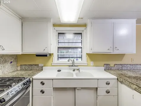 3705 NE 152nd Avenue Portland OR 97230
