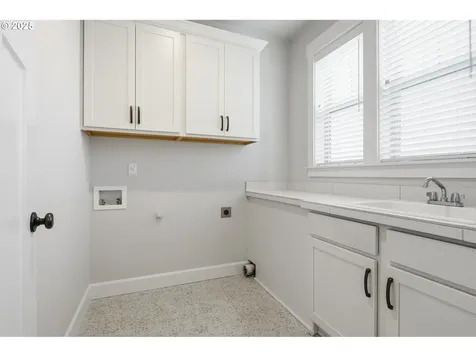 11936 Skellenger Way Oregon City OR 97045