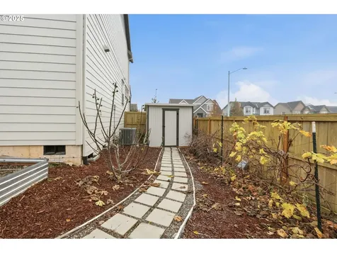 11936 Skellenger Way Oregon City OR 97045