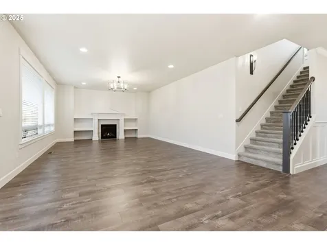 11936 Skellenger Way Oregon City OR 97045
