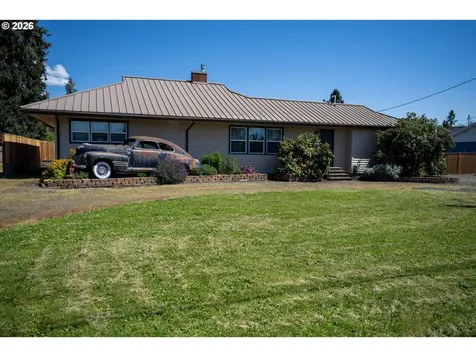 2897 Game Farm Road Springfield OR 97477