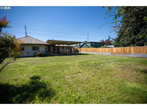 2897 Game Farm Road Springfield OR 97477