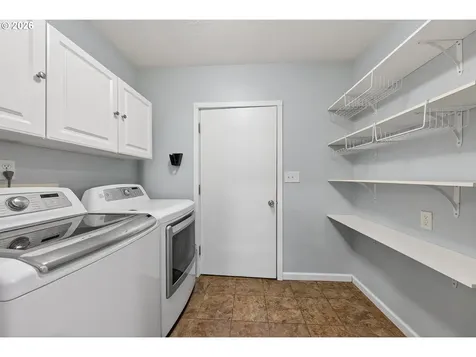 739 W Wharton Street Roseburg OR 97471