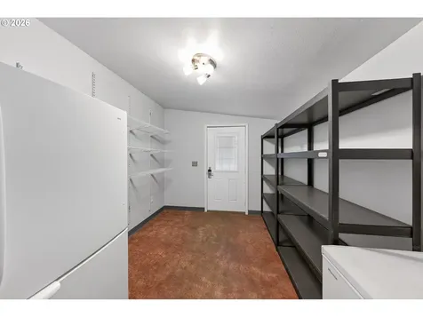 739 W Wharton Street Roseburg OR 97471