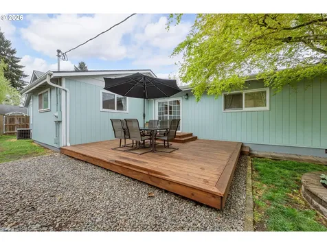 739 W Wharton Street Roseburg OR 97471