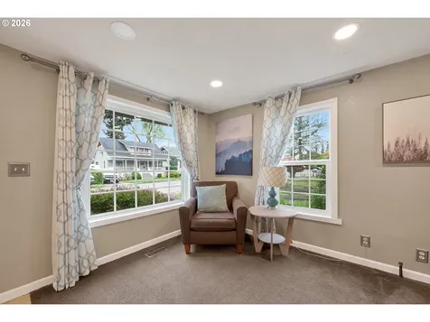 739 W Wharton Street Roseburg OR 97471