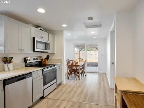 5905 SE Hazel Place Milwaukie OR 97222
