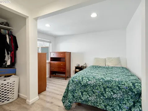 5905 SE Hazel Place Milwaukie OR 97222