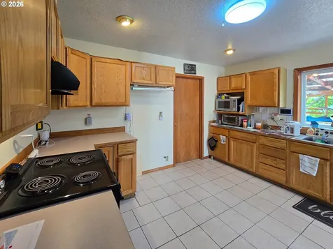 7212 SE Terrace Trails Drive Portland OR 97266